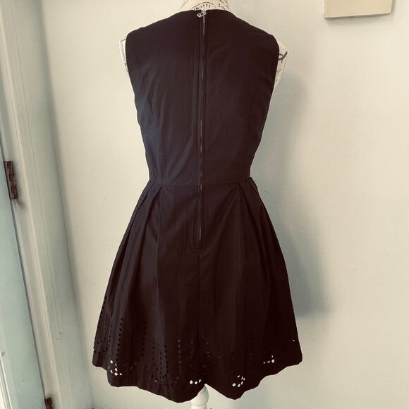 Little Black Dress Eyelet detailing size 2 - Picture 3 of 14